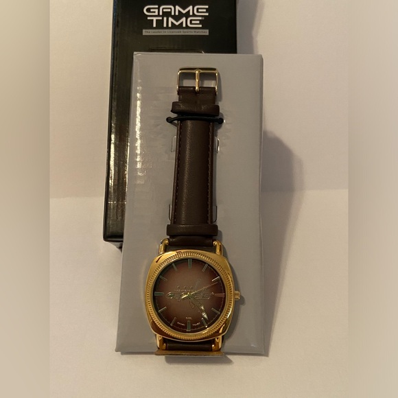 Washington Capitals NHL Classic Series Watch - Game Time - Picture 5 of 8